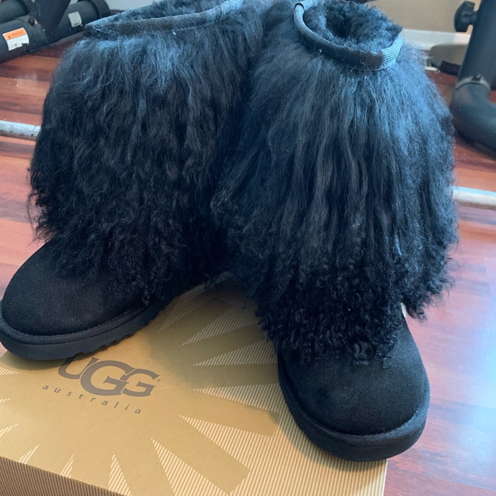 Ugg Mongolian Black Cuff Boot WITH BOX